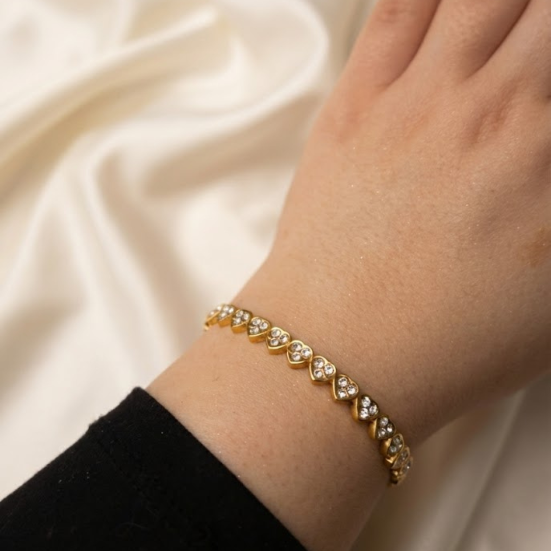 Amara Luxe Bangle